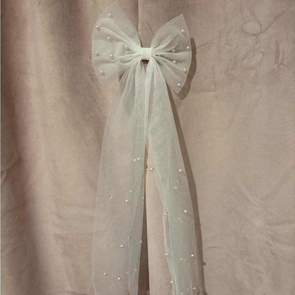 Elegant Sheer Bow with Pearls